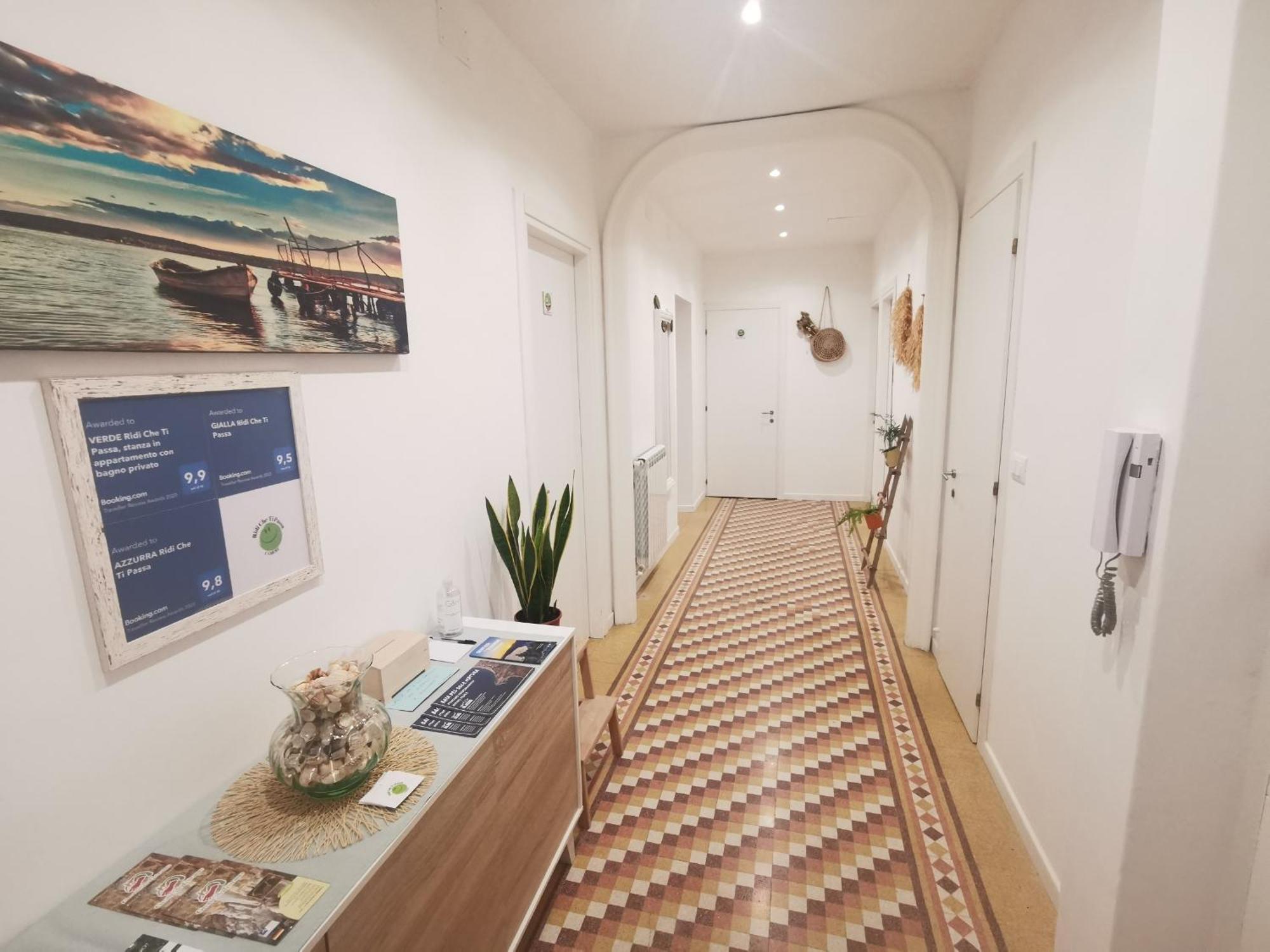 Azzurra Ridi Che Ti Passa Hotel Alassio Buitenkant foto
